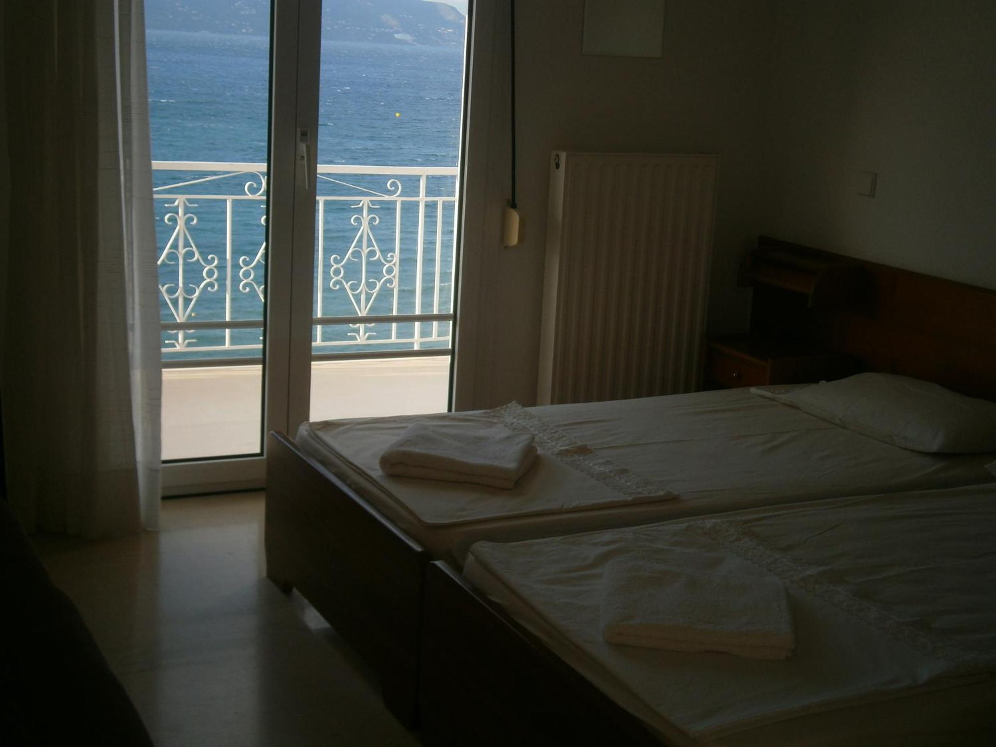Dimitra Apartments K Kommeno  Ruang foto